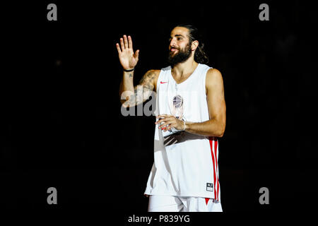 Ricky Rubio dalla Spagna degli Utah Jazz durante la carità amichevole Pau Gasol vs Marc Gasol, con europei e americani giocatori NBA per aiutare i giovani giocatori di basket e i team di sviluppo in Fontajau Pavillion, Girona il 8 di Luglio di 2018. 8 Luglio, 2018. Credito: Xavier Bonilla/AFP7/ZUMA filo/Alamy Live News Foto Stock