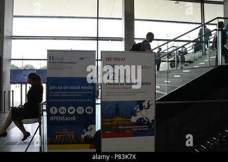 Berlino, Germania. 09 Luglio, 2018. BERLIN/Germania 09 luglio 2018  .vista generale di Federdation europea delle società di neuroscienze xi FENS Forum di neuroscienze a Berlino Germania 7-11 luglio 2018 Berlin /Germania . (Foto.Francesco Giuseppe decano/Deanpictures. Credito: Francesco Giuseppe decano/Deanpictures/Alamy Live News Foto Stock