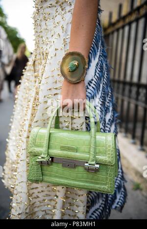 Lina Lindholm in posa sulla strada prima della Julien Fournié pista spettacolo durante la Haute Couture della settimana della moda di Parigi - 3 Luglio 2018 - Foto: Pista Manhattan * * per solo uso editoriale** | Verwendung weltweit Foto Stock