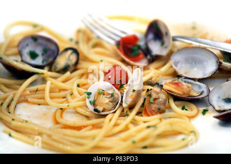 Spaghetti freschi e vongole, Capri, Campania,Italia, Europa Foto Stock