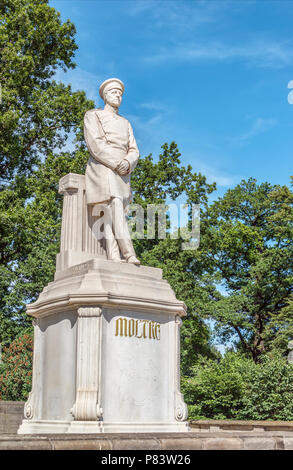Statua di Helmuth von Moltke il Vecchio di Joseph Uphues, Berlin Tiergarten, Germania Foto Stock