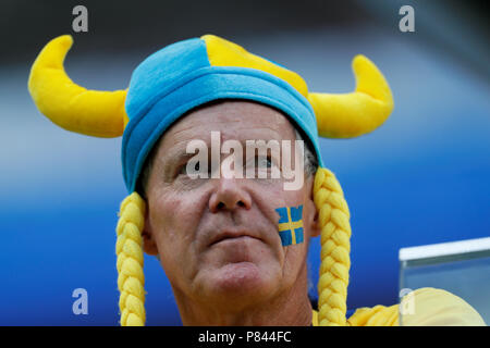 SAINT PETERSBURG, Russia - 3 luglio: Svezia sostenitore durante il 2018 FIFA World Cup Russia Round di 16 Corrispondenza tra la Svezia e la Svizzera a San Pietroburgo Stadium il 3 luglio 2018 a San Pietroburgo, Russia. (MB Media) Foto Stock