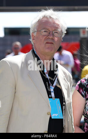 Non sottoscritto in precedenza foto datata 08/07/18 di David Davis nel paddock presso il British Grand Prix sul circuito di Silverstone, Towcester, ore prima aveva rassegnato le dimissioni come segretario Brexit. Stampa foto di associazione. Picture Data: domenica 8 luglio, 2018. Vedere PA storia politica Brexit. Foto di credito dovrebbe leggere: Martin Rickett/filo PA. Restrizioni: solo uso editoriale. Uso commerciale con il previo consenso di squadre. Foto Stock