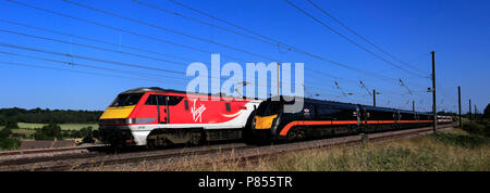 Virgin Trains 91102, Grand Central 180 classe, East Coast Main Line Railway, Peterborough, CAMBRIDGESHIRE, England, Regno Unito Foto Stock