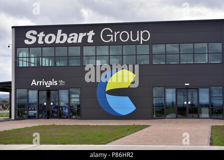 Carlisle, Regno Unito. Il 9 luglio 2018. Generale vista esterna dell'edificio del terminal a Carlisle Lake District aeroporto: 9 luglio 2018 STUART WALKER Credito: STUART WALKER/Alamy Live News Foto Stock