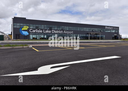 Carlisle, Regno Unito. Il 9 luglio 2018. Generale vista esterna dell'edificio del terminal a Carlisle Lake District aeroporto: 9 luglio 2018 STUART WALKER Credito: STUART WALKER/Alamy Live News Foto Stock