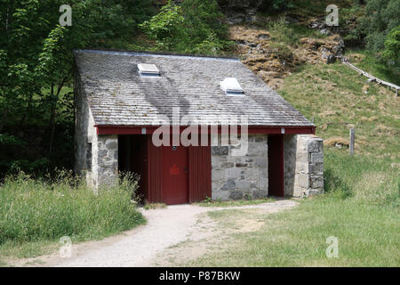 Servizi igienici pubblici a Loch un Eilein Visitor Center Foto Stock