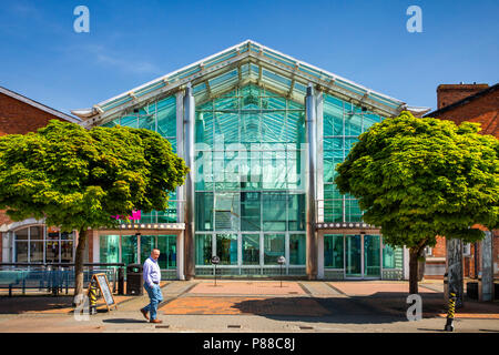 Regno Unito e Irlanda del Nord, Co Antrim, Carrickfergus, Antrim Street, il Centro Civico e Museo Foto Stock