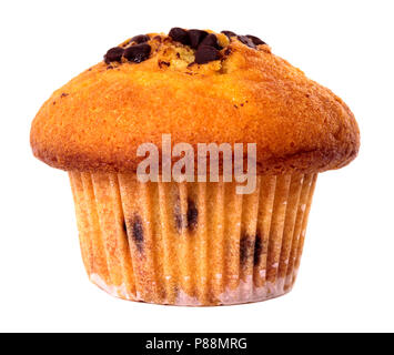 Chocolate Chip cake muffin isolati su sfondo bianco. Foto Stock