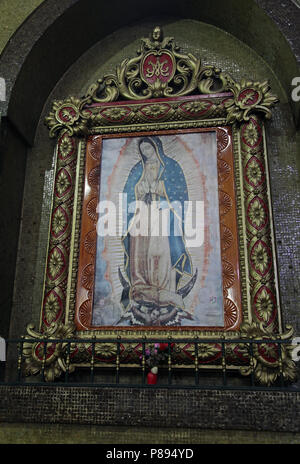 Tilma della Beata Madre (Juan Diego Cuauhtlatoatzin aka Juan Diegotzil (1474-1548) nella Basilica a Baños de Agua Santa Ecuador Foto Stock