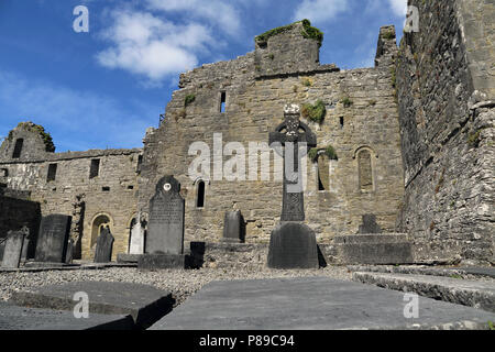 Cong Abbey è un sito storico situato a Cong, sul confine delle contee di Galway e Mayo, in Irlanda la provincia di Connacht. Le rovine della ex Foto Stock