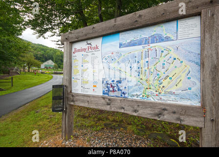 Informazioni segno a Jiminy Peak Mountain Resort, Hancock, Berkshire County, Massachusetts, STATI UNITI D'AMERICA Foto Stock