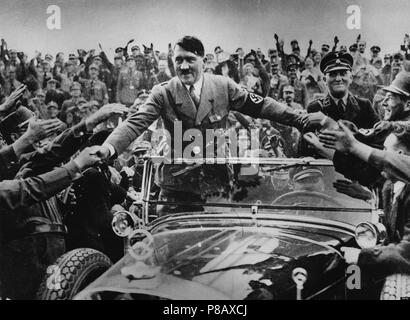 Hitler al quinto congresso del partito a Norimberga, 1933. Museo: Bayerische Staatsbibliothek di Monaco di Baviera. Foto Stock