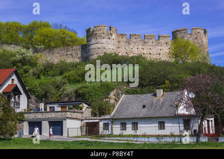 Il castello di Devin, borough di Bratislava, uno dei più antichi castelli in Slovacchia Foto Stock