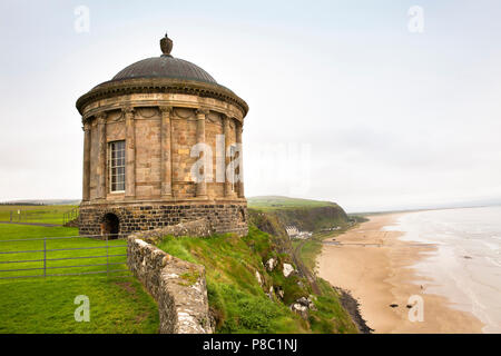 Regno Unito e Irlanda del Nord, Co Londonderry, Castlerock, Downhill Demesne, Mussenden Temple Foto Stock