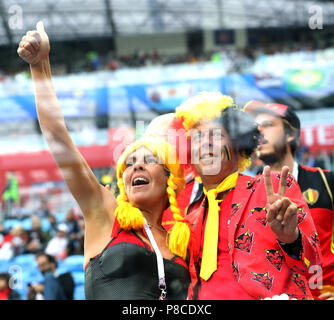 San Pietroburgo, Russia. 10 Luglio, 2018. Gli appassionati di Belgio allietare prima del 2018 FIFA World Cup semi-match finale tra la Francia e il Belgio a San Pietroburgo, Russia, 10 luglio 2018. Credito: Lu Jinbo/Xinhua/Alamy Live News Foto Stock