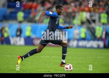 10 luglio 2018, a San Pietroburgo Stadium, San Pietroburgo, Russia; della Coppa del Mondo FIFA Football, semi finale, in Francia rispetto al Belgio; Paul Pogba della Francia Foto Stock