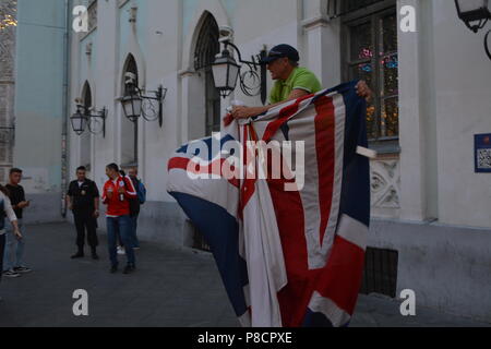 Mosca, Russia. Il 10 luglio 2018. FIFA World Cap 2018 Russia le strade di Mosca nei giorni del campionato di calcio sono riempiti con simboli di calcio e vari intrattenimenti di calcio. Per gli appassionati di calcio durante la partita 1/2 finali, per le strade di Mosca. Foto Stock