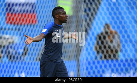 San Pietroburgo, Russland. 10 Luglio, 2018. Blaise Matuidi (Francia). GES/calcio/World Cup 2018 Russia: Semi-finali: Francia - Belgio, 10.07.2018 GES/Soccer/calcio/Coppa del Mondo 2018 Russia: semi finale: Francia vs Belgio, San Pietroburgo, 10 Luglio 2018 | Utilizzo di credito in tutto il mondo: dpa/Alamy Live News Foto Stock