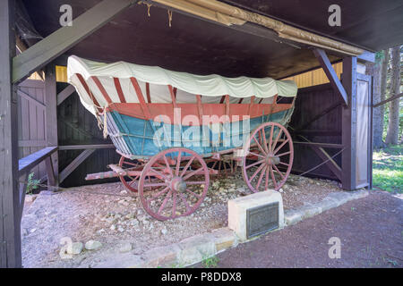 Il carro coperto a due assi a Mount Washington Taverna sulla Strada Nazionale Foto Stock