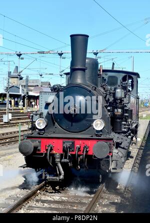 Una storica locomotiva a vapore al Parco Minet Fond-de-Gras nei pressi di Petange (Lussemburgo), il 06 maggio 2018. | Utilizzo di tutto il mondo Foto Stock