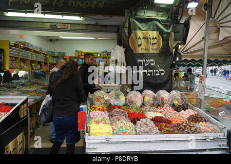 Gerusalemme, Mahaneh Yehudah centrale mercato alimentare Foto Stock