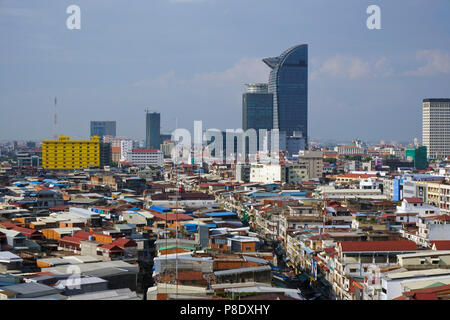 Phnom Penh skyline, Cambogia Foto Stock