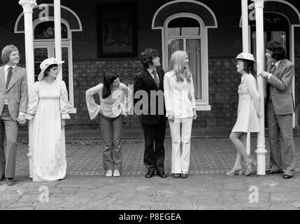 Gli amanti (1973) Paula Wilcox, Richard Beckinsale, Susan Littler, Anthony Naylor, Rosalind Ayers, Data: 1973 Foto Stock