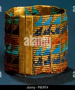 Bracciale della regina Ahhotep I. museo: Il Museo Egizio del Cairo. Foto Stock