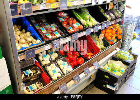 Spar Shop in Beaumaris North Wales UK Foto Stock