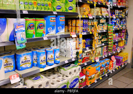 Spar Shop in Beaumaris North Wales UK Foto Stock