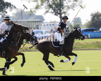 Il principe William gioca con la Maserati carità corrisponde al Beaufort Polo Club nel Gloucestershire dotate: Prince William, William Duca di Cambridge dove: Tetbury, Regno Unito quando: 10 giu 2018 Credit: John Rainford/WENN Foto Stock