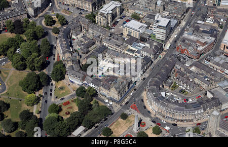 Vista aerea di Bettys Cafe tea shop & Ristorante in Harrogate Town Center, North Yorkshire Foto Stock