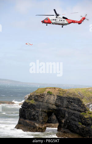 Ricerca irlandese e di salvataggio in Vergine rock in ballybunion contea di Kerry Irlanda Foto Stock