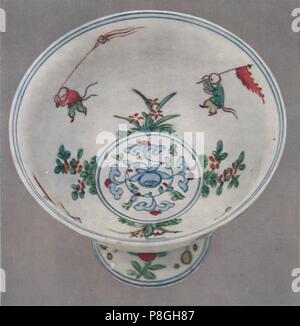 "Hsuan Te Stem-Cup', 1425-1435, (1927). Artisti: Edward F strano, sconosciuto. Foto Stock