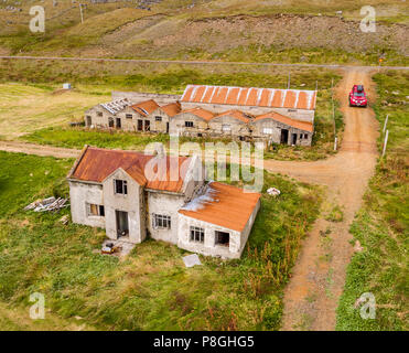 - Antenna Arnorsstadir farm, Bardastrond beach, Western Islanda Foto Stock