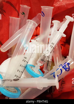 Un laboratorio è una struttura che offre condizioni controllate in cui scientifici o tecnologici di ricerca, esperimenti. Foto Stock