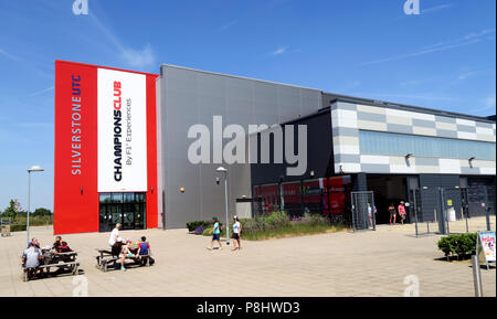 Silverstone ChampionsClub UTC, F1 Esperienze technology center, circuito di Silverstone, circuito di Silverstone, Towcester, Northamptonshire, Regno Unito, NN12 8TL Foto Stock