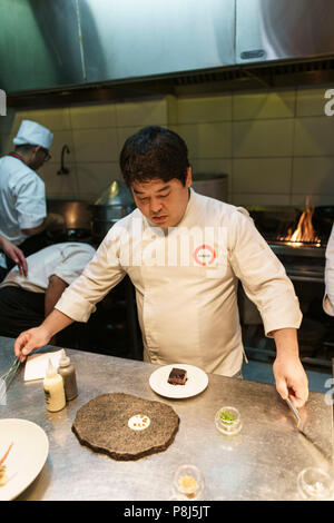 Mitsuharu Tsumura in Maido, ristorante, Miraflores Lima, Perù Foto Stock