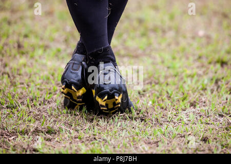 POINTNOIRE/CONGO - 18maggio2013 - amatoriali giocatore di rugby al warm up Foto Stock