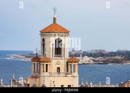 Lo storico Hotel Nacional de Cuba situato sul Malecón nel mezzo del Vedado, Cuba Foto Stock