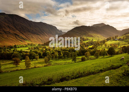 Cumbria paesaggio verde nel Lake District inglese Foto Stock