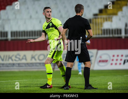 Karadjordje Stadium, Vojvodina, Serbia. 12 Luglio, 2018. UEFA Europa League calcio, primo turno di qualificazione, prima gamba, Spartak Subotica versus Coleraine FC; Difensore Steven Douglas di Coleraine FC reagisce dopo l'arbitro decisione Credito: Azione Sport Plus/Alamy Live News Foto Stock