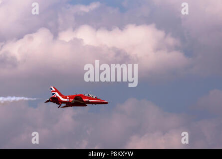 Fairford, Gloucestershire, UK. 12 luglio 2018. Aeromobile arriva per il 2018 air show che si svolge su 3 giorni (XIII e XV Luglio). Gli inviti sono andati a airforces in tutto il mondo, molti hanno accettato e il display e supporto aeromobili sono ben in arrivo tutti i giorni della settimana Alcuni basta fare un flypast e terra ma sevaral fantastici schermi sono stati messi su. Foto Stock