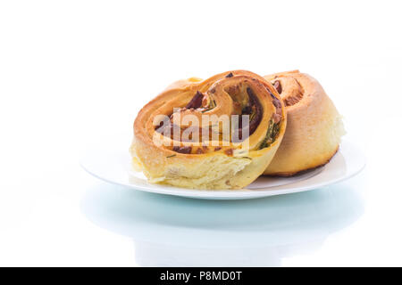 Panini in forma di rullo con salsiccia e ripieno Foto Stock