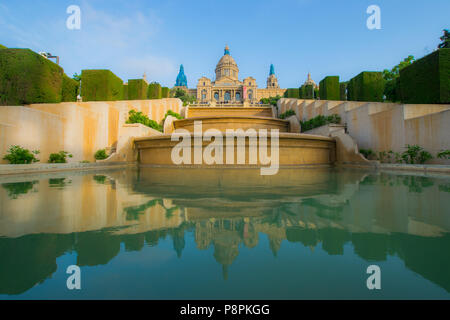 Il Museu Nacional d'Art de Catalunya Foto Stock