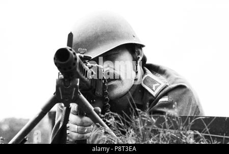 La vita quotidiana di reclute della Bundeswehr in caserme in Hemer il 26 maggio 1976. | Utilizzo di tutto il mondo Foto Stock