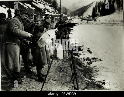 . 105 Defilierung des 2. bosnisch - herzegowinischen Infanterieregiments, 3. Battaglione, Predazzo. (BildID 15588868) Foto Stock