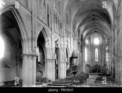 266 Eglise - Nef vue de l'entrée - Rampillon - Médiathèque de l'architecture et du patrimoine - APMH00035897 Foto Stock