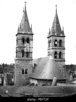 267 Eglise Notre Dame - Clocher - Melun - Médiathèque de l'architecture et du patrimoine - APMH00007225 Foto Stock